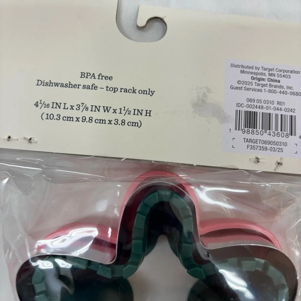 NWT Cat & Jack Starfish Star Sandwich Cutter Pink and Green- cuts sandwich